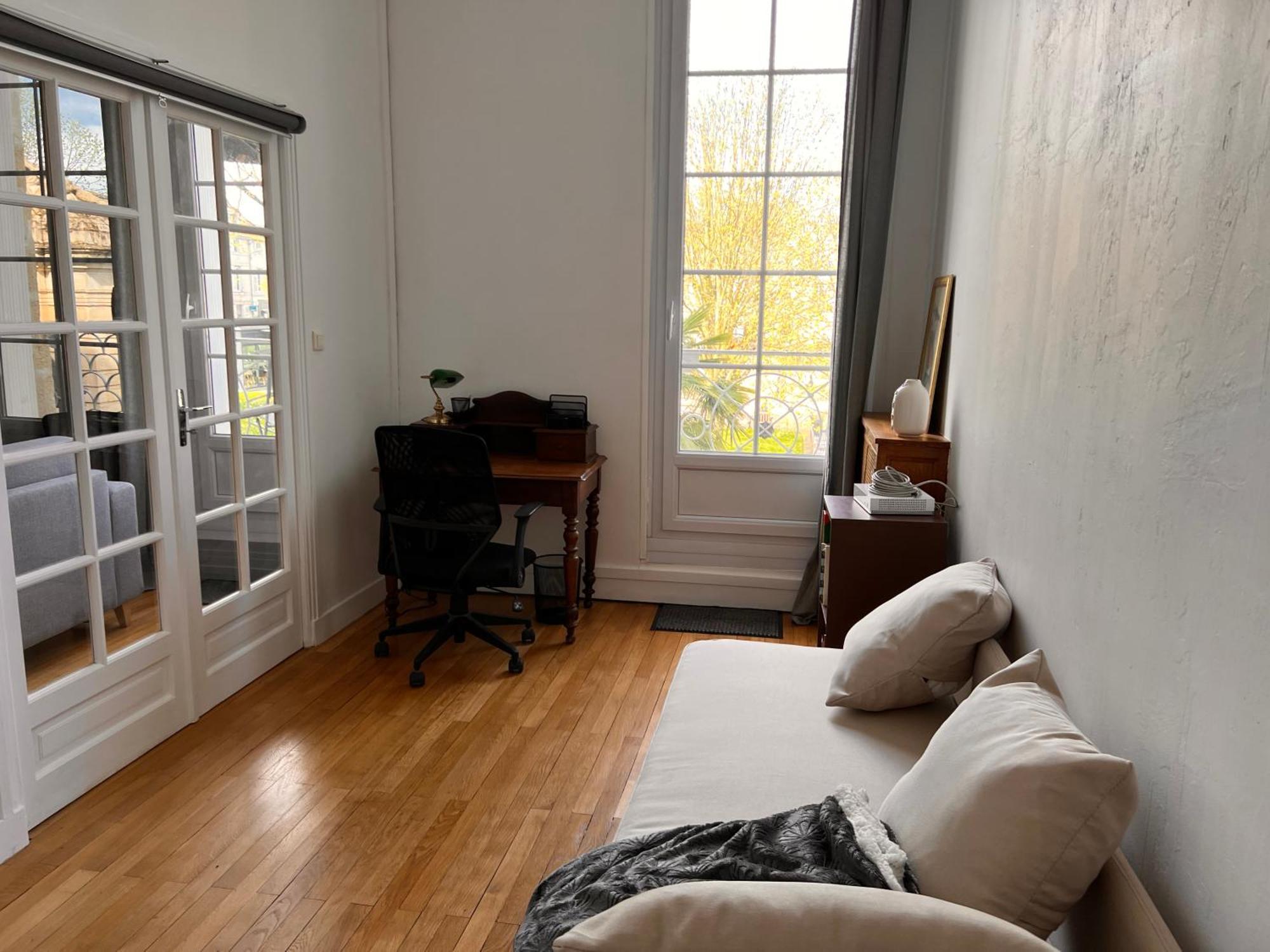 La Colbertine - Charming Apartment In Place Colbert Rochefort  Eksteriør billede